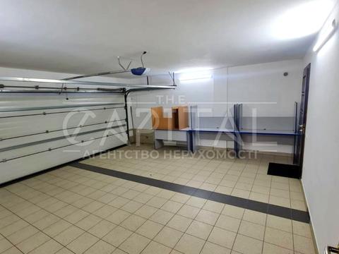 дом по адресу Уласа Самчука ул. (Столєтова)