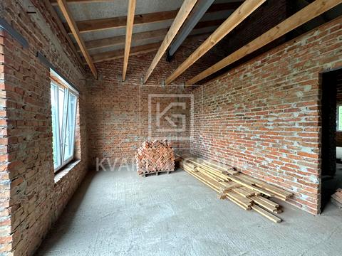 будинок за адресою Молодіжна