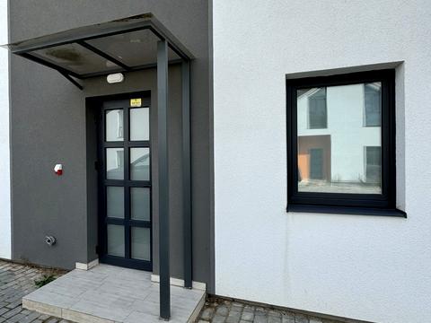 дом по адресу Джерельна