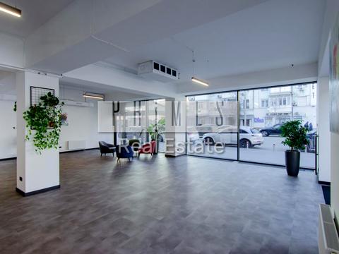 комерційна за адресою Володимирська вул., 82-А