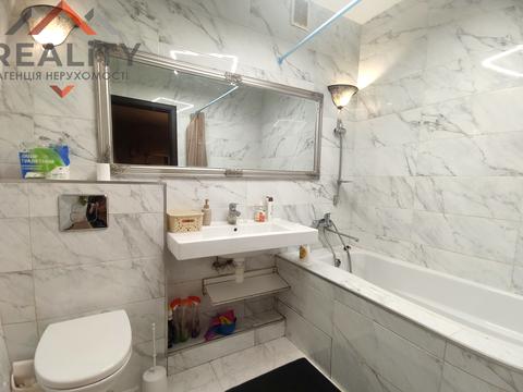 квартира за адресою Левка Лук'яненка вул. (Василя Жуковського), 16, 18, 20, 24