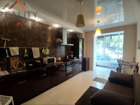 квартира за адресою Левка Лук'яненка вул. (Василя Жуковського), 16, 18, 20, 24