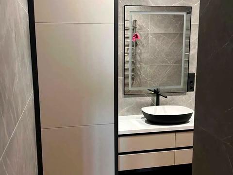 квартира за адресою Івано-Франківськ, Володимира Івасюка вул., 10