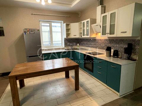 будинок за адресою Лобановського