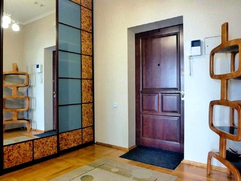 квартира за адресою Шота Руставелі вул., 44