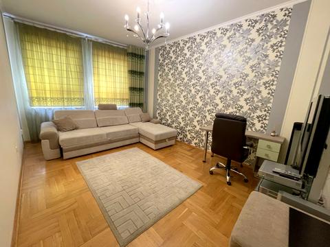 квартира за адресою Шота Руставелі вул., 44