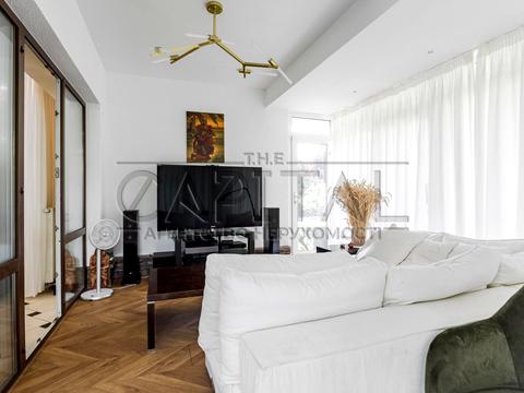 дом по адресу Авіаторів