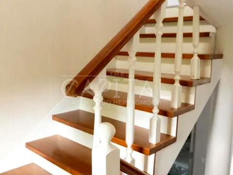 дом по адресу Осокорська