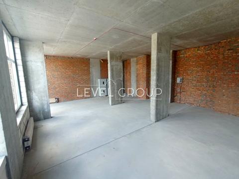 комерційна за адресою Родини Крістерів вул., 14