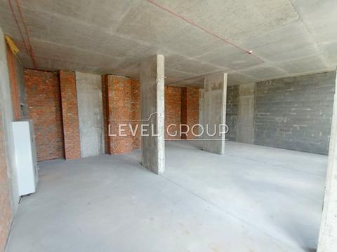 комерційна за адресою Родини Крістерів вул., 14