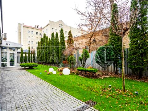 комерційна за адресою Індустріальний пров., (Будинок 1)