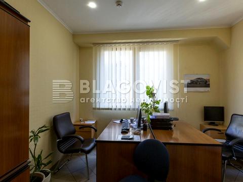 комерційна за адресою Велика Васильківська вул. (Червоноармійська), 64