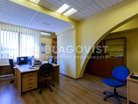 комерційна за адресою Велика Васильківська вул. (Червоноармійська), 64