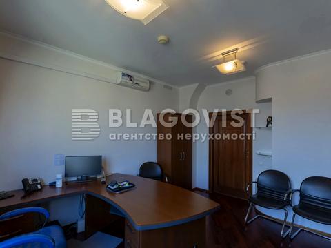 комерційна за адресою Велика Васильківська вул. (Червоноармійська), 64