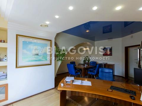 комерційна за адресою Велика Васильківська вул. (Червоноармійська), 64