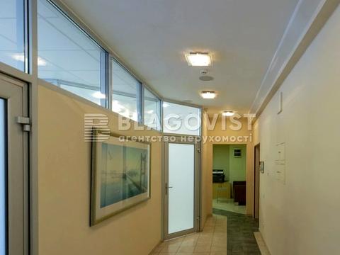 комерційна за адресою Велика Васильківська вул. (Червоноармійська), 64