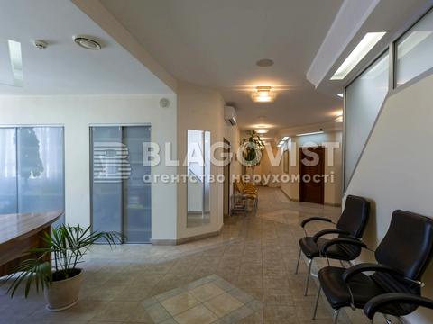 комерційна за адресою Велика Васильківська вул. (Червоноармійська), 64