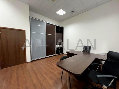 коммерческая по адресу Дениса Монастирського ул. (Василя Сурікова), 3А