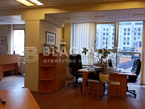 комерційна за адресою Київ, Велика Васильківська вул. (Червоноармійська), 64