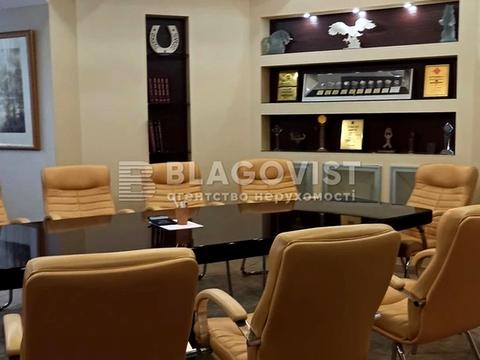 комерційна за адресою Київ, Велика Васильківська вул. (Червоноармійська), 64