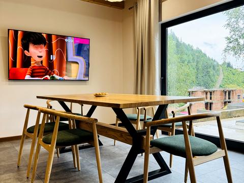 дом по адресу Карпатская ул.