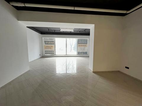 комерційна за адресою Княгинин вул., 15