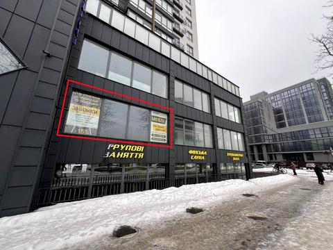 комерційна за адресою Княгинин вул., 15