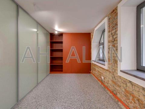 комерційна за адресою Київ, Воздвиженська вул., 28/30