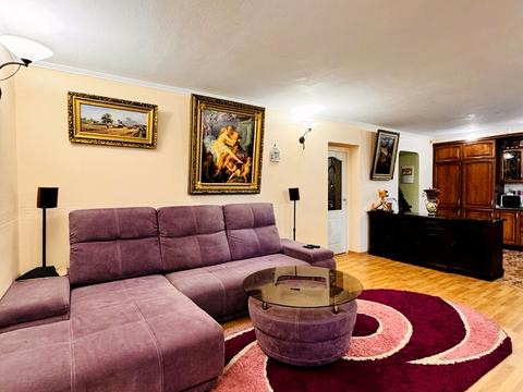 квартира за адресою Київ, Драгоманова вул., 44-А