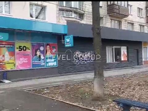 коммерческая по адресу Кирилівська, 111