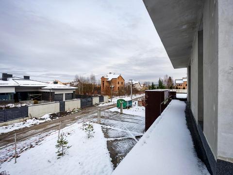 коммерческая по адресу Мікрорайон Вівчарник, 1