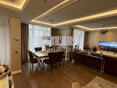 квартира за адресою Андрія Верхогляда вул. (Михайла Драгомирова), 2