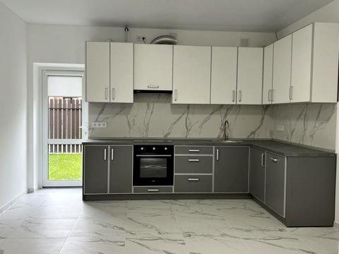 будинок за адресою Вишнева вул.