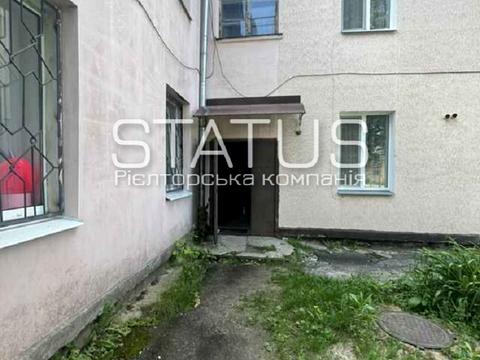 квартира за адресою Партизанська вул., 10