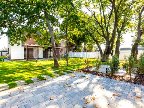 дом по адресу Осіння