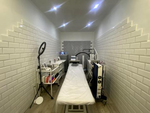 коммерческая по адресу Шандора Петефі пл., 7