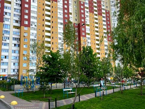 квартира за адресою Сергія Данченка вул., 3