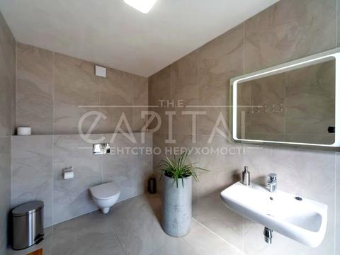 дом по адресу Осіння