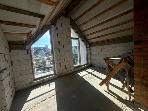 будинок за адресою с. Старі Петрівці, виноградний