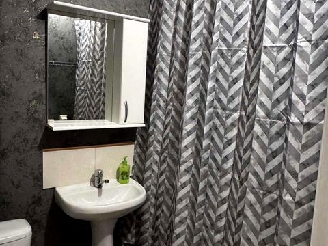 квартира за адресою Будівельників вул., 12