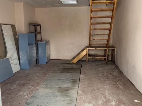 паркомісце за адресою Бакинська вул., 37-А