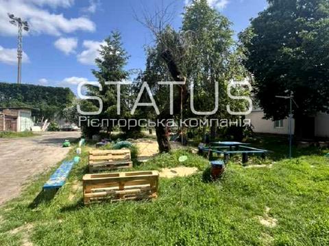 квартира за адресою Партизанська вул., 10