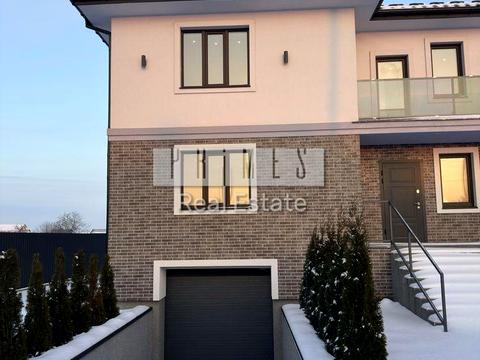 будинок за адресою Богдана Хмельницького вул.