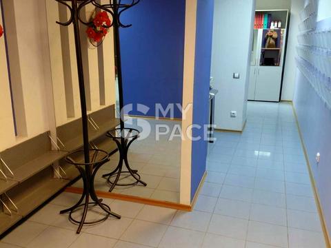 комерційна за адресою Оленівська вул., 10