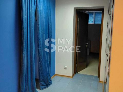 комерційна за адресою Оленівська вул., 10