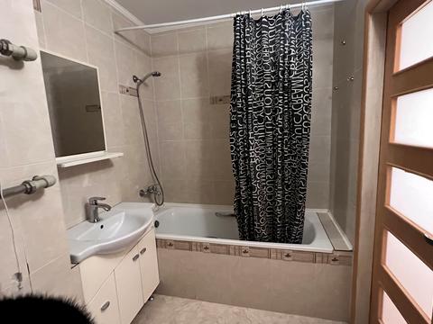 квартира за адресою Захисників України вул. (1-го Травня), 19