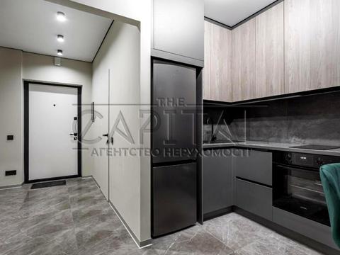 квартира за адресою Салютна вул., 2к6