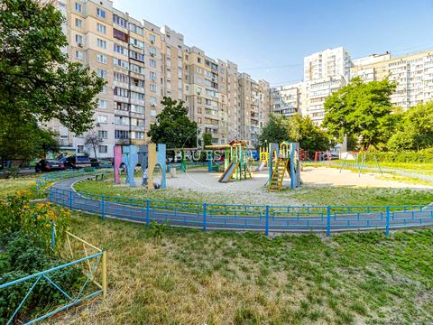 квартира за адресою Тростянецька вул., 8