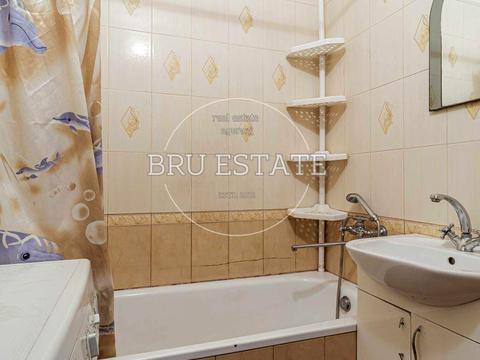 квартира за адресою Тростянецька вул., 8