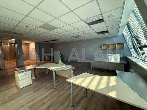 коммерческая по адресу Большая Васильковская ул. (Красноармейская), 1/1